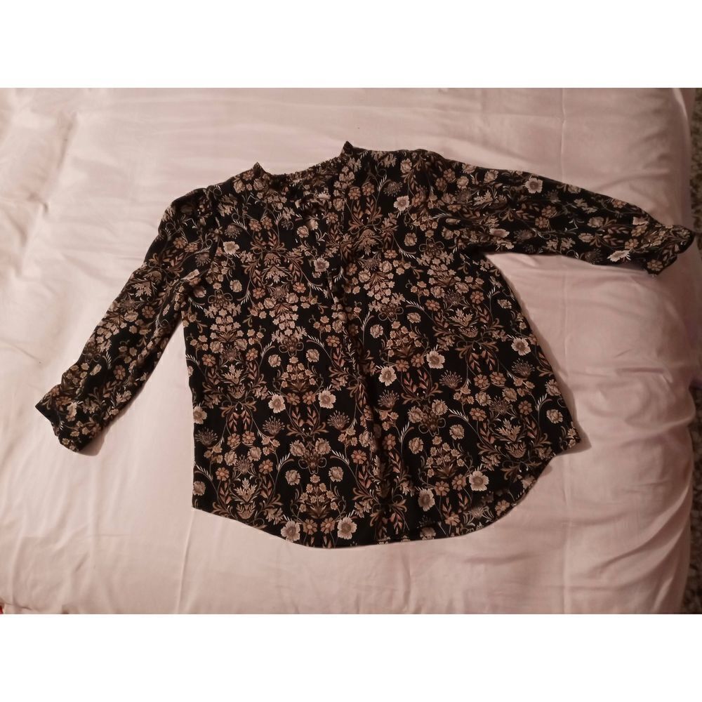 Vintage button up  